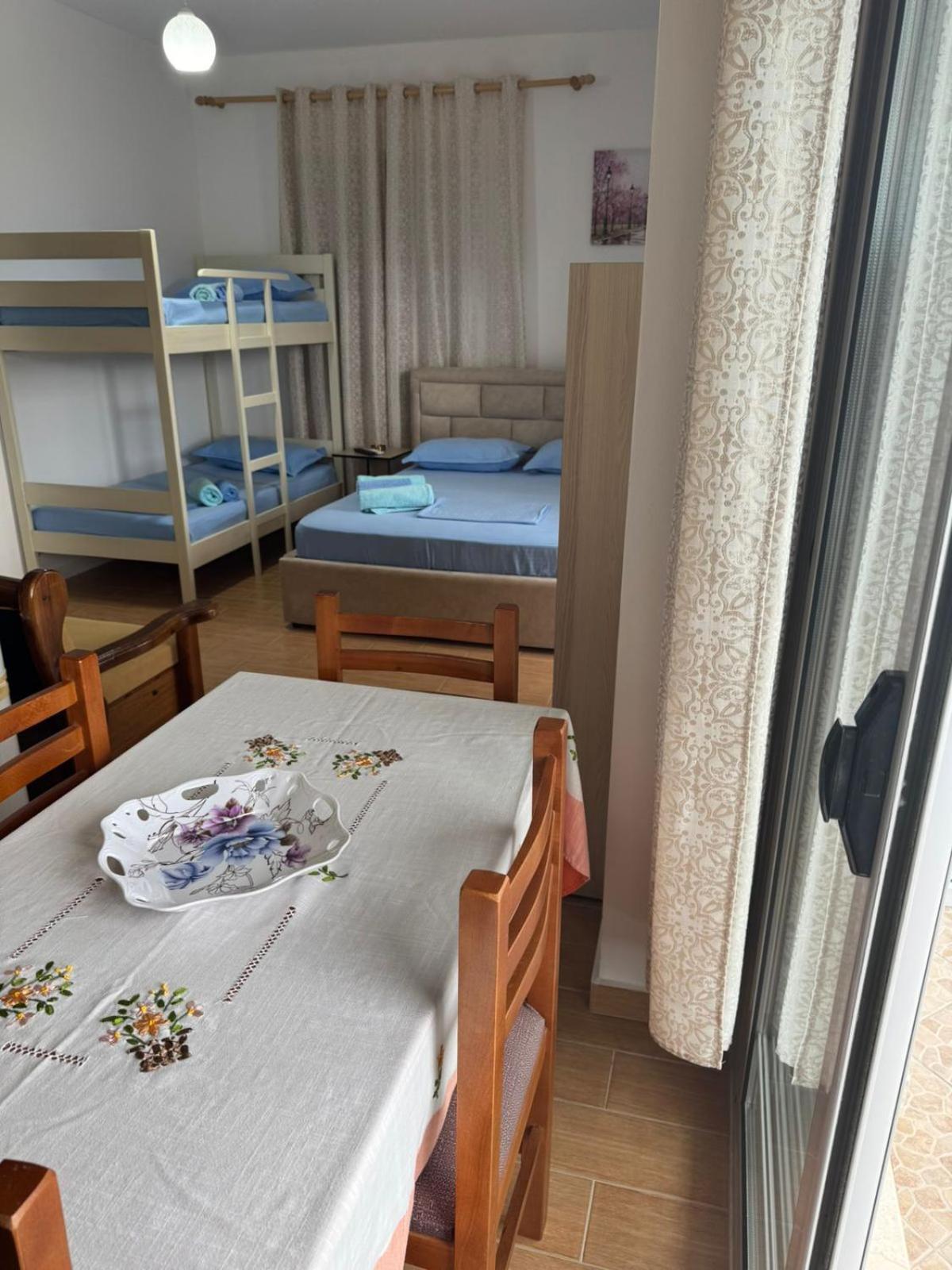 Vila Brilant Vlore Luaran gambar